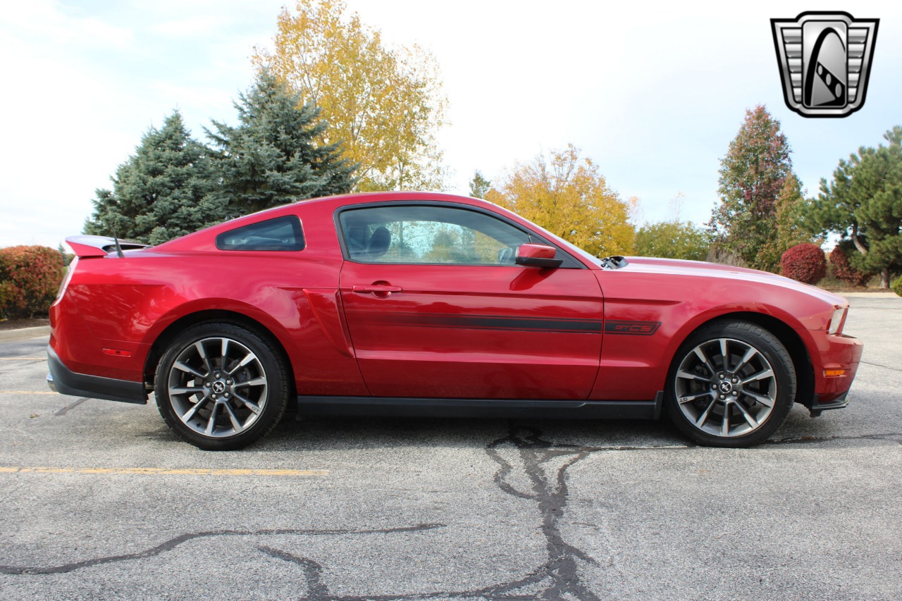 2011 Ford Mustang 37