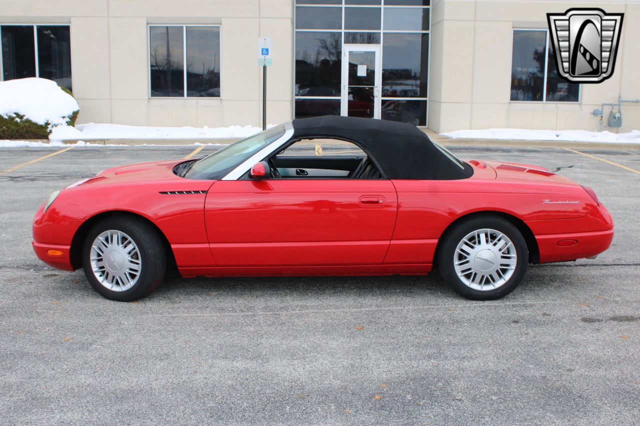2002 Ford Thunderbird 3