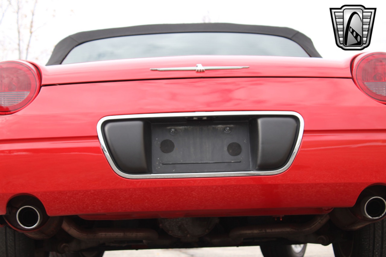 2002 Ford Thunderbird 47