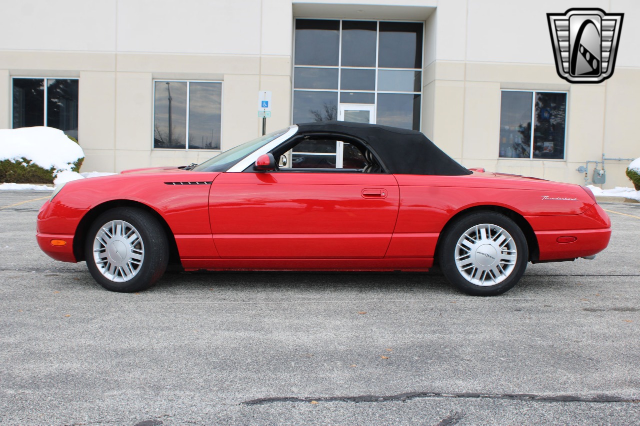 2002 Ford Thunderbird 30