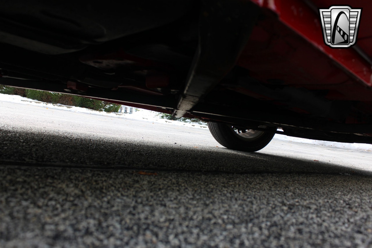 2002 Ford Thunderbird 97