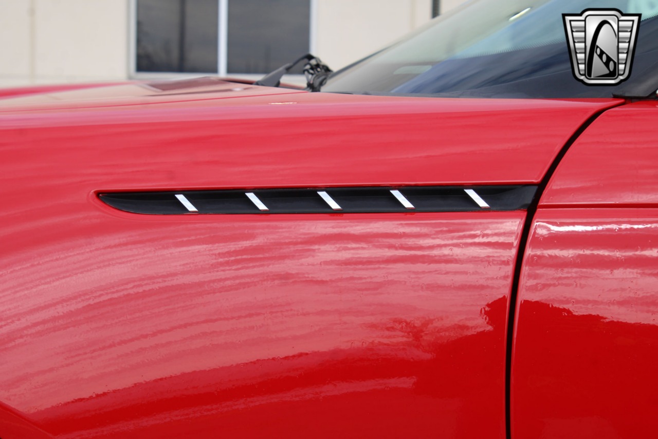 2002 Ford Thunderbird 75