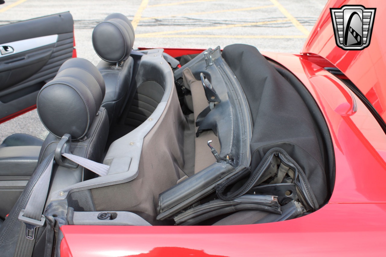 2002 Ford Thunderbird 99