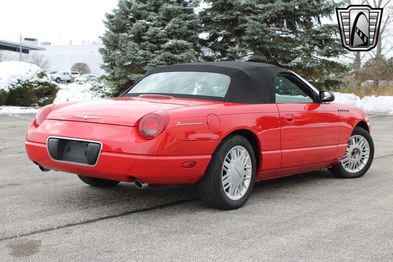 2002 Ford Thunderbird 7
