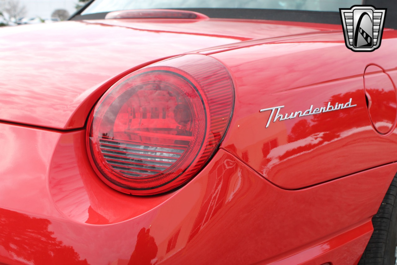 2002 Ford Thunderbird 81