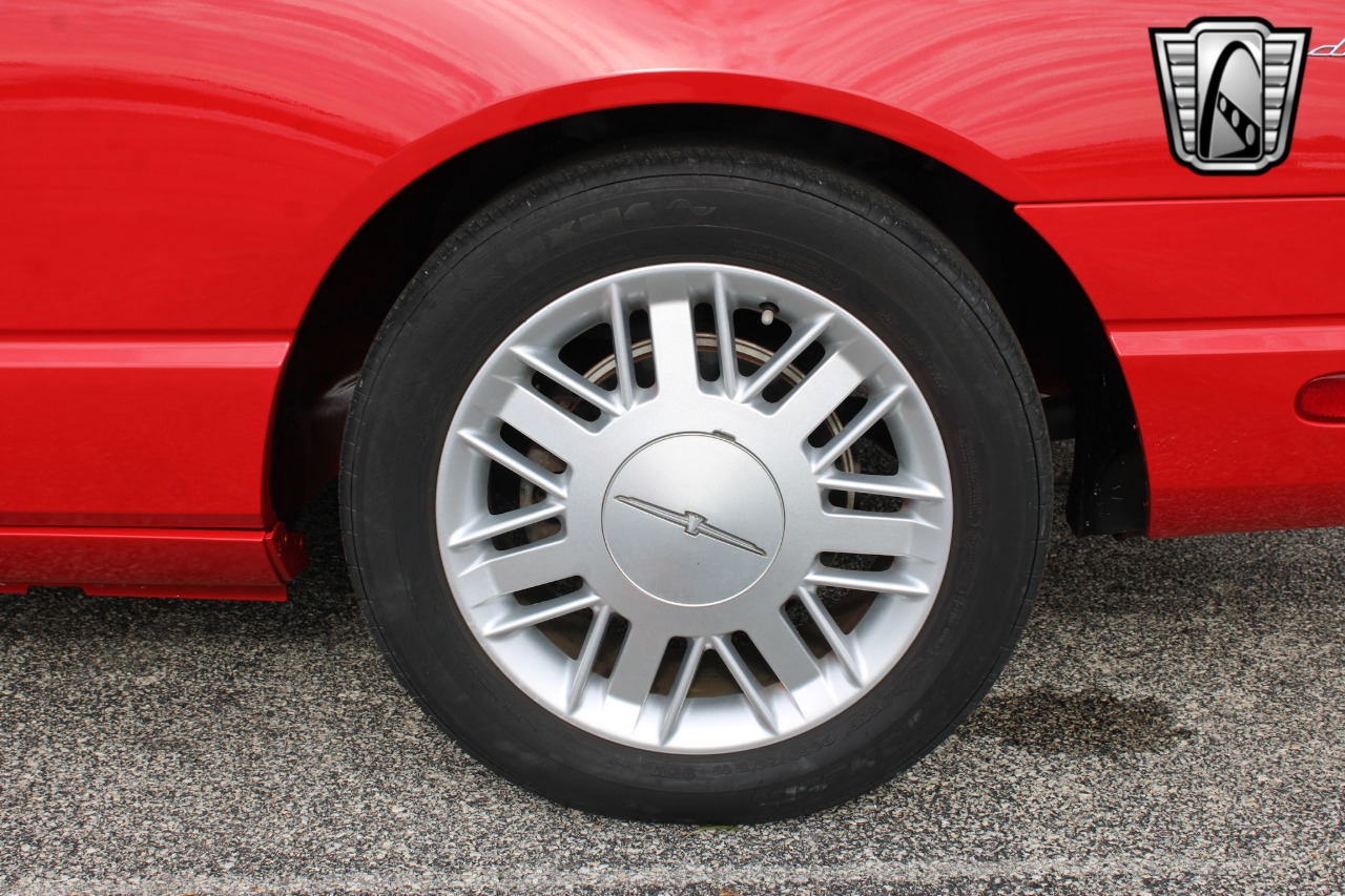 2002 Ford Thunderbird 83