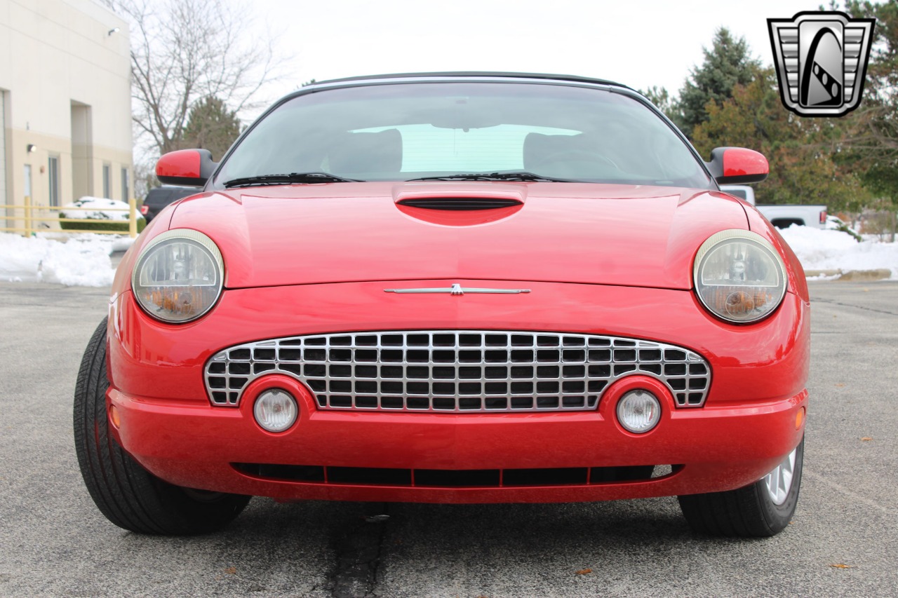 2002 Ford Thunderbird 11