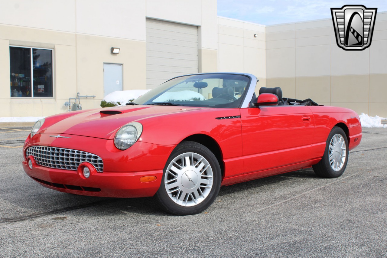 2002 Ford Thunderbird 20
