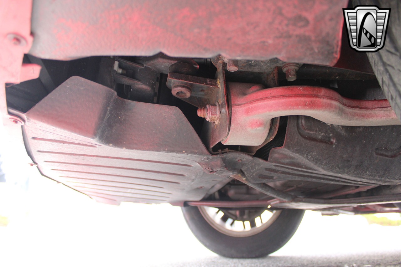 2002 Ford Thunderbird 88