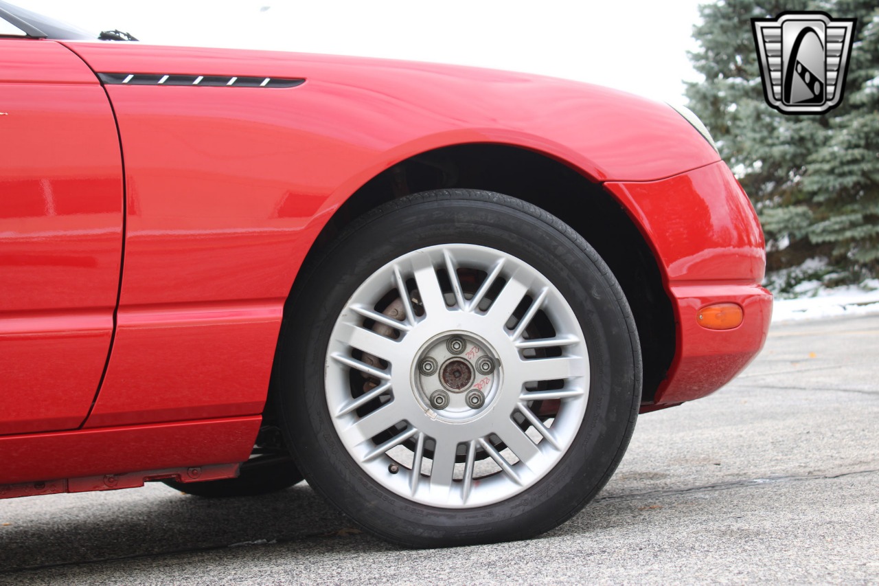 2002 Ford Thunderbird 65