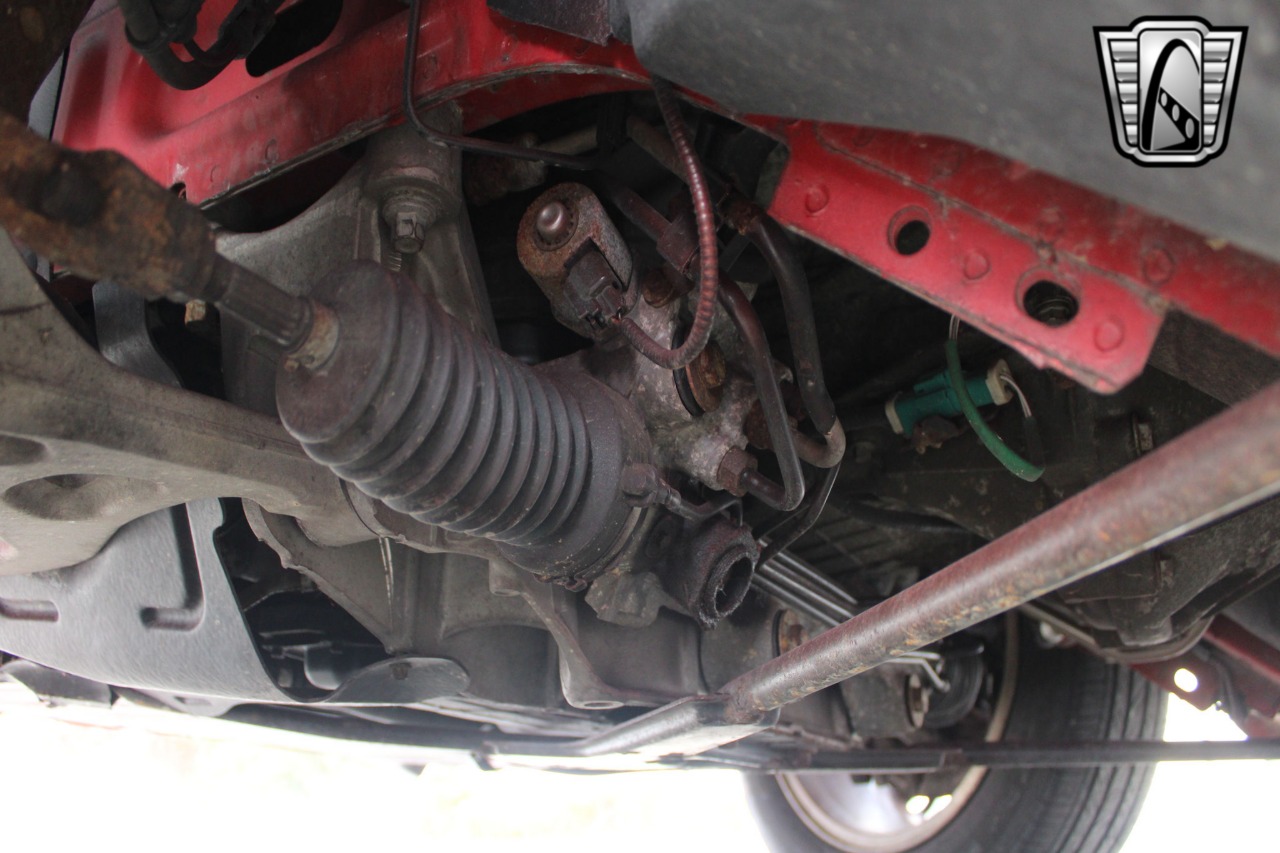 2002 Ford Thunderbird 89