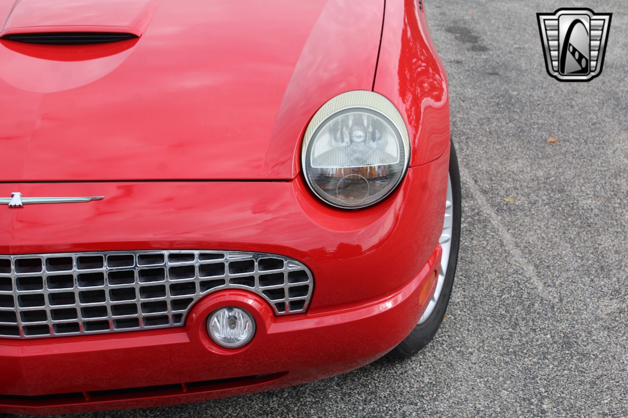 2002 Ford Thunderbird 42