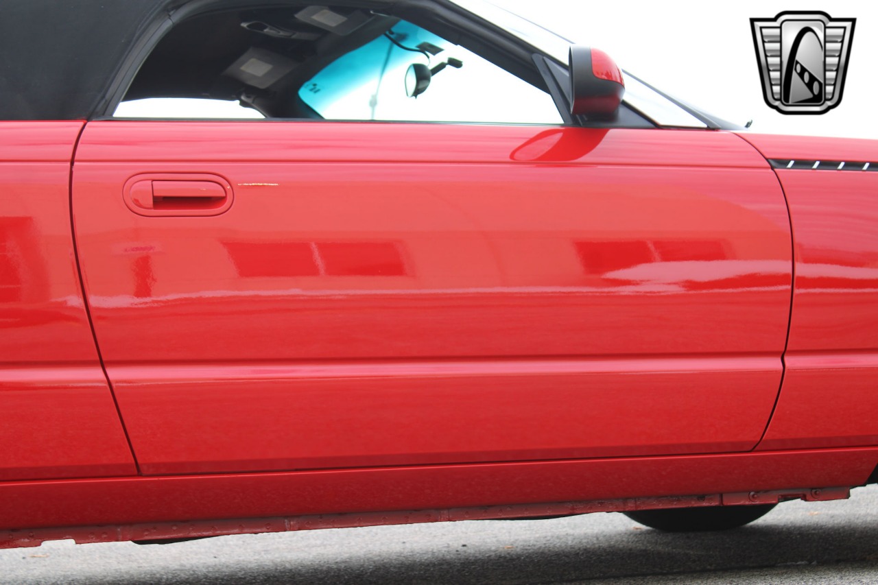 2002 Ford Thunderbird 68