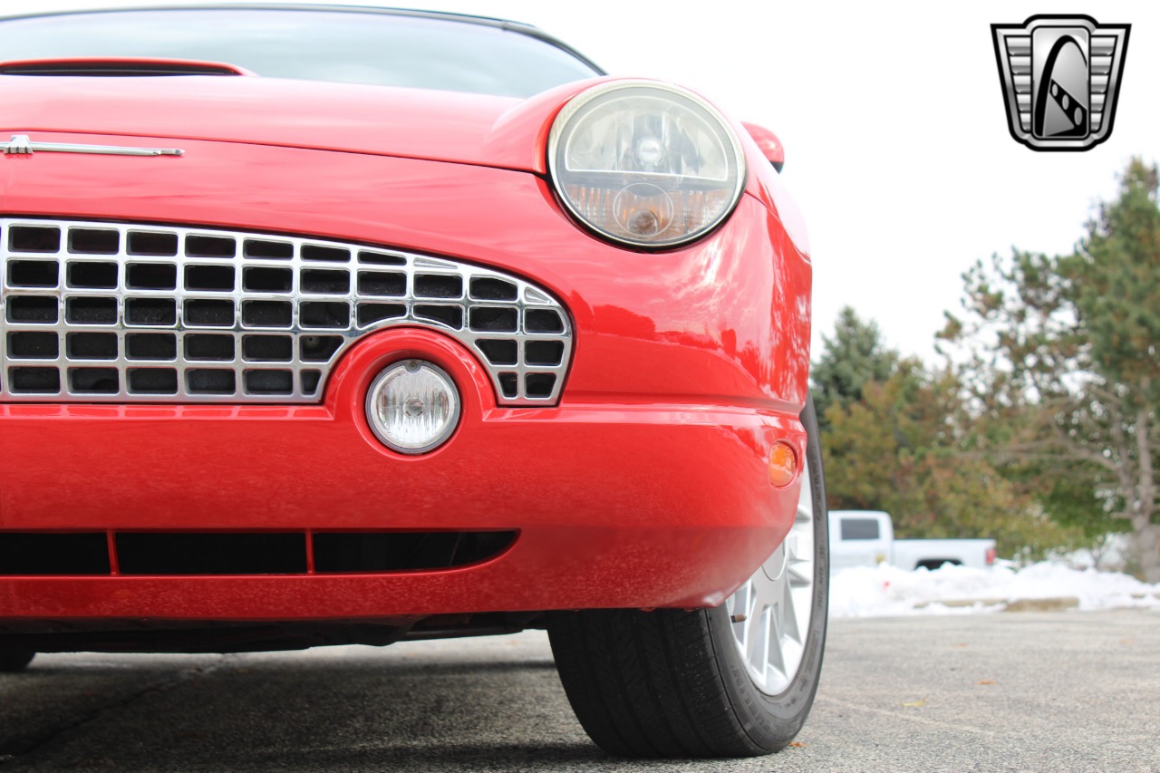 2002 Ford Thunderbird 44