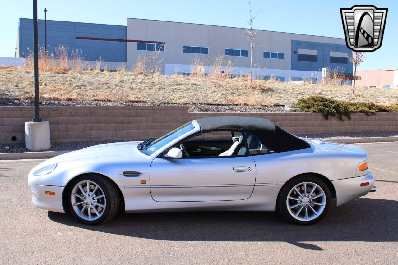 2002 Aston Martin Vantage 33