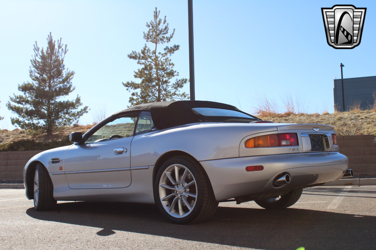 2002 Aston Martin Vantage 4