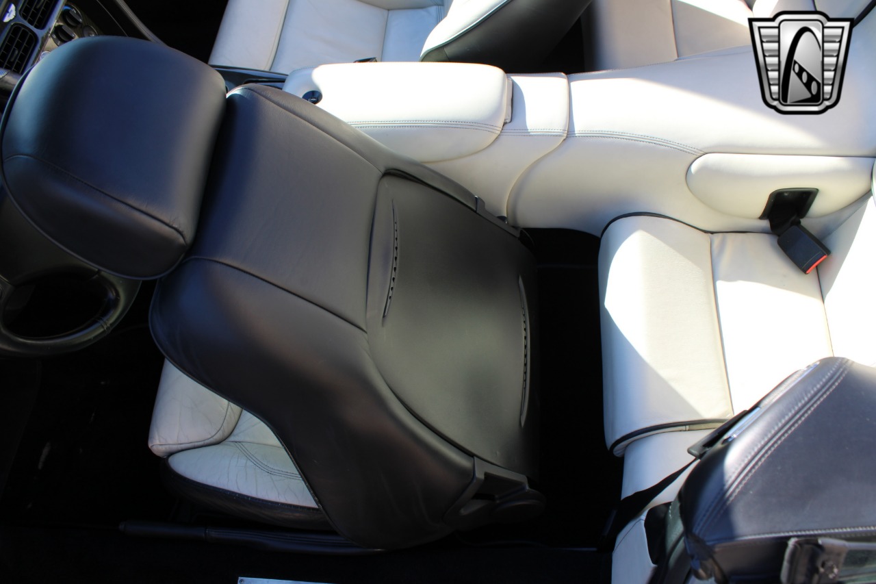 2002 Aston Martin Vantage 97