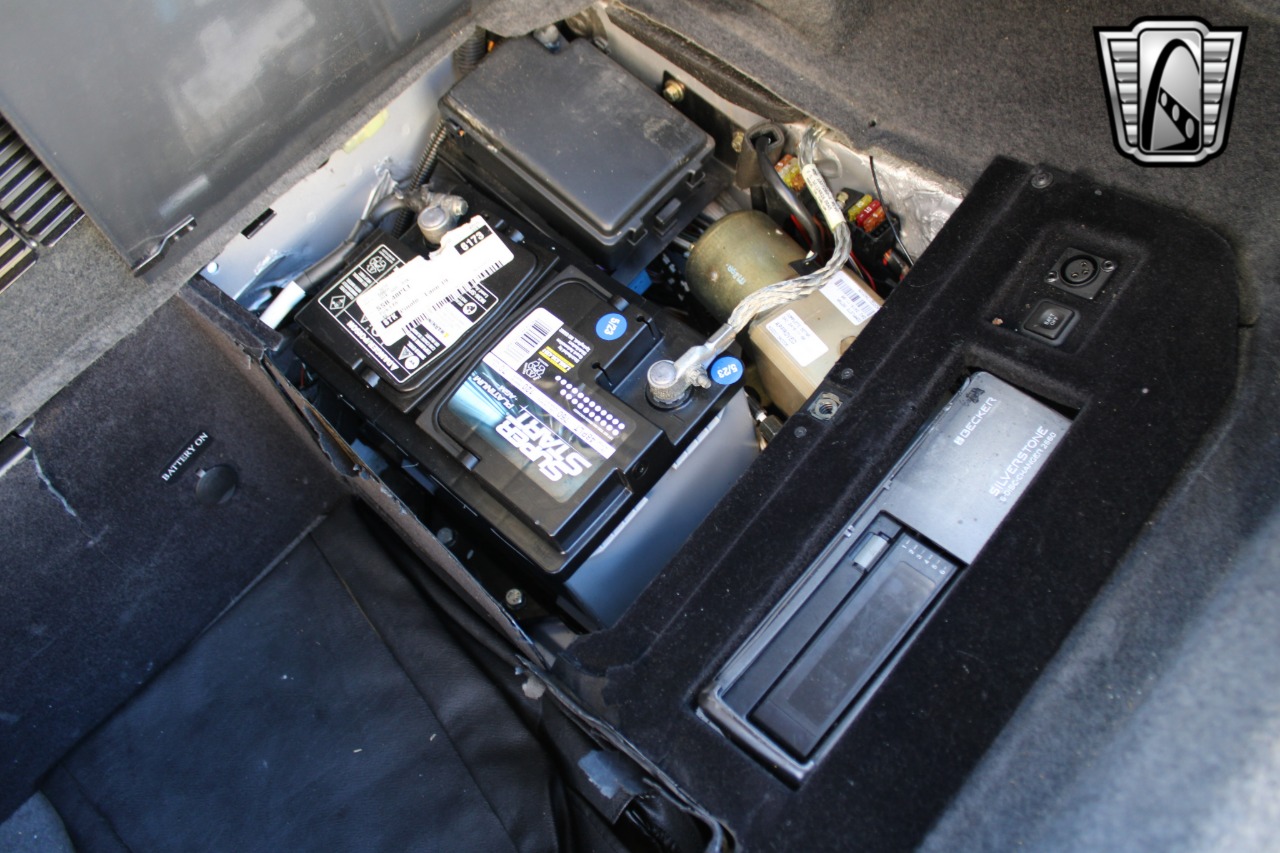 2002 Aston Martin Vantage 81