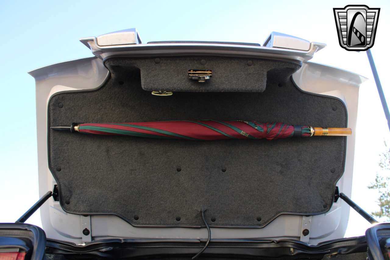 2002 Aston Martin Vantage 83