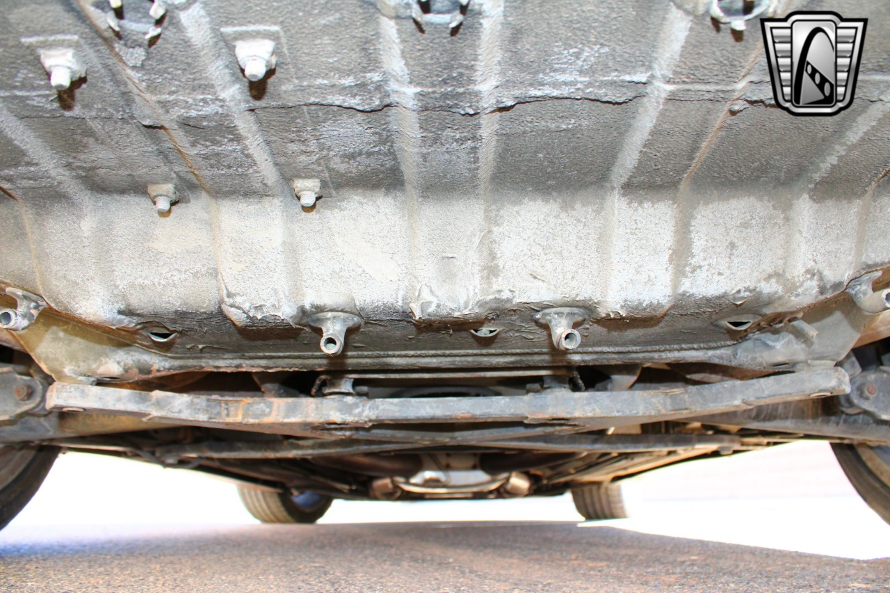 2002 Aston Martin Vantage 29