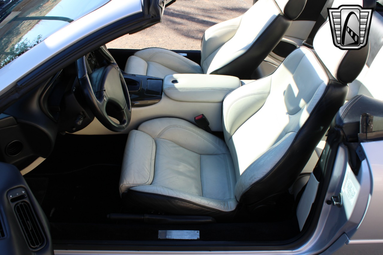 2002 Aston Martin Vantage 86