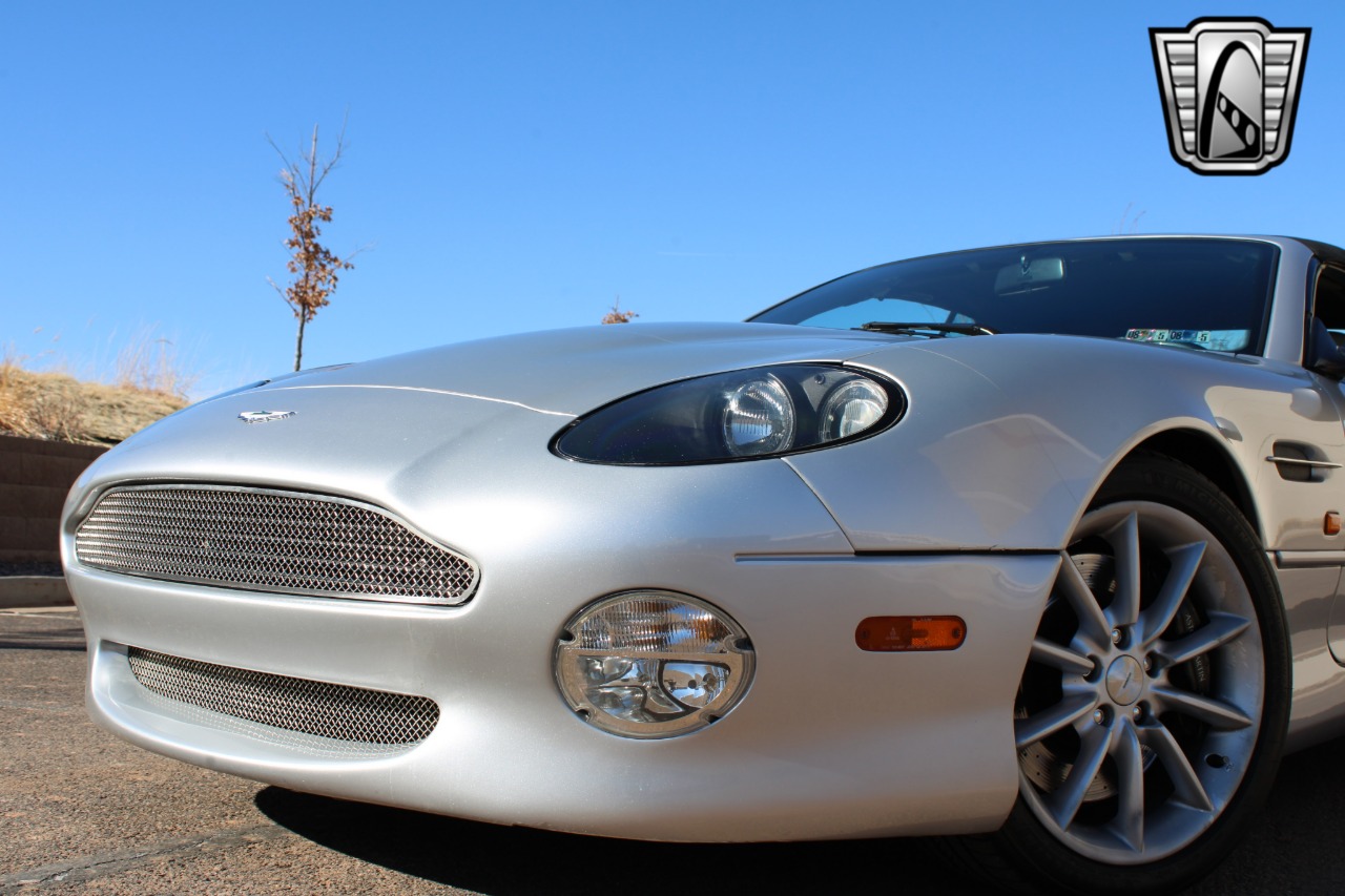 2002 Aston Martin Vantage 49