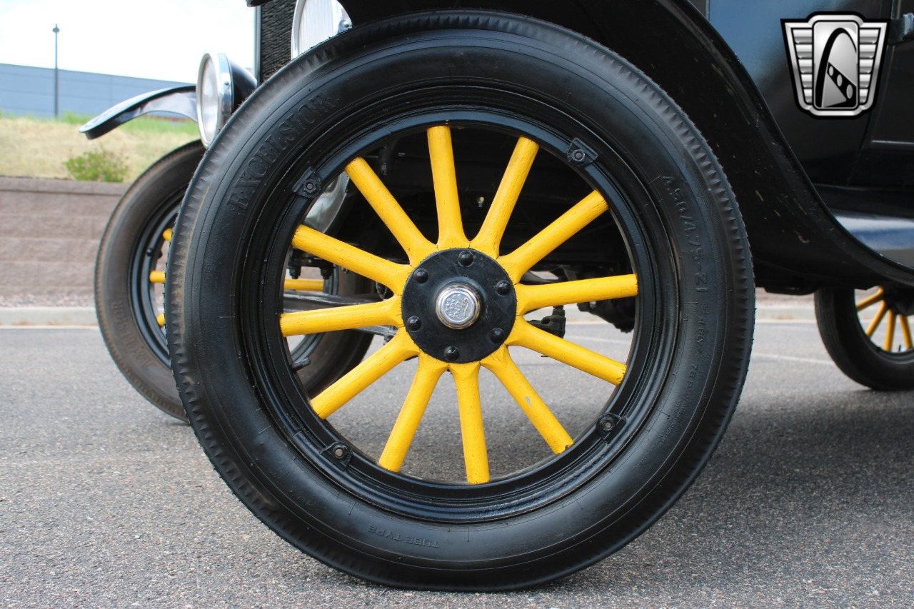 1924 Ford Model T 10