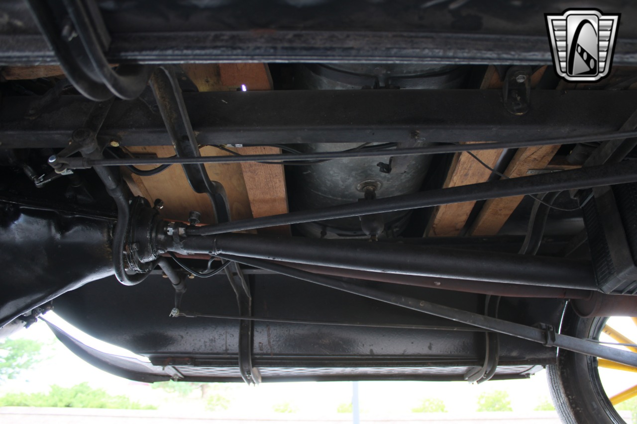 1924 Ford Model T 27