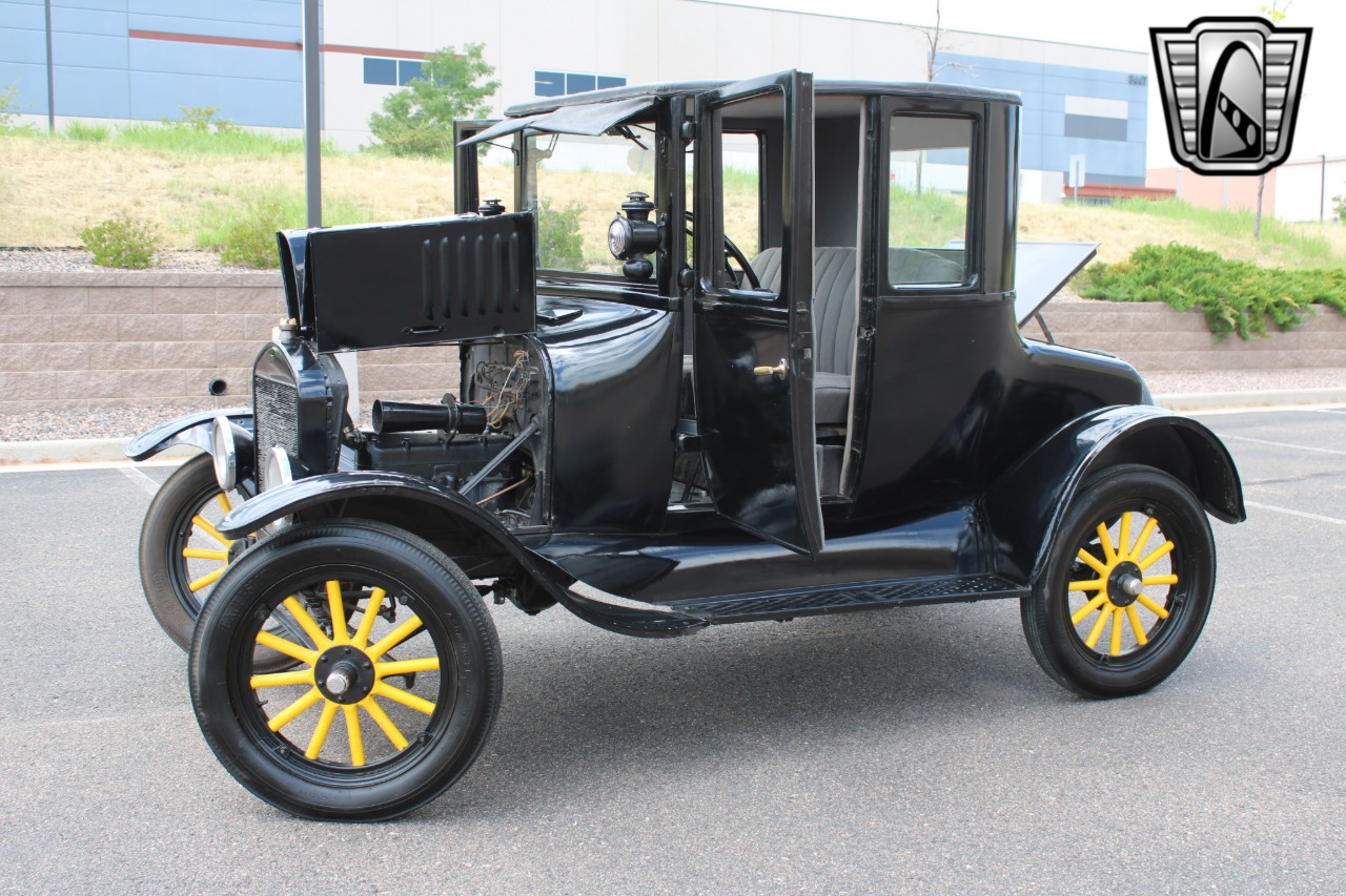 1924 Ford Model T 13
