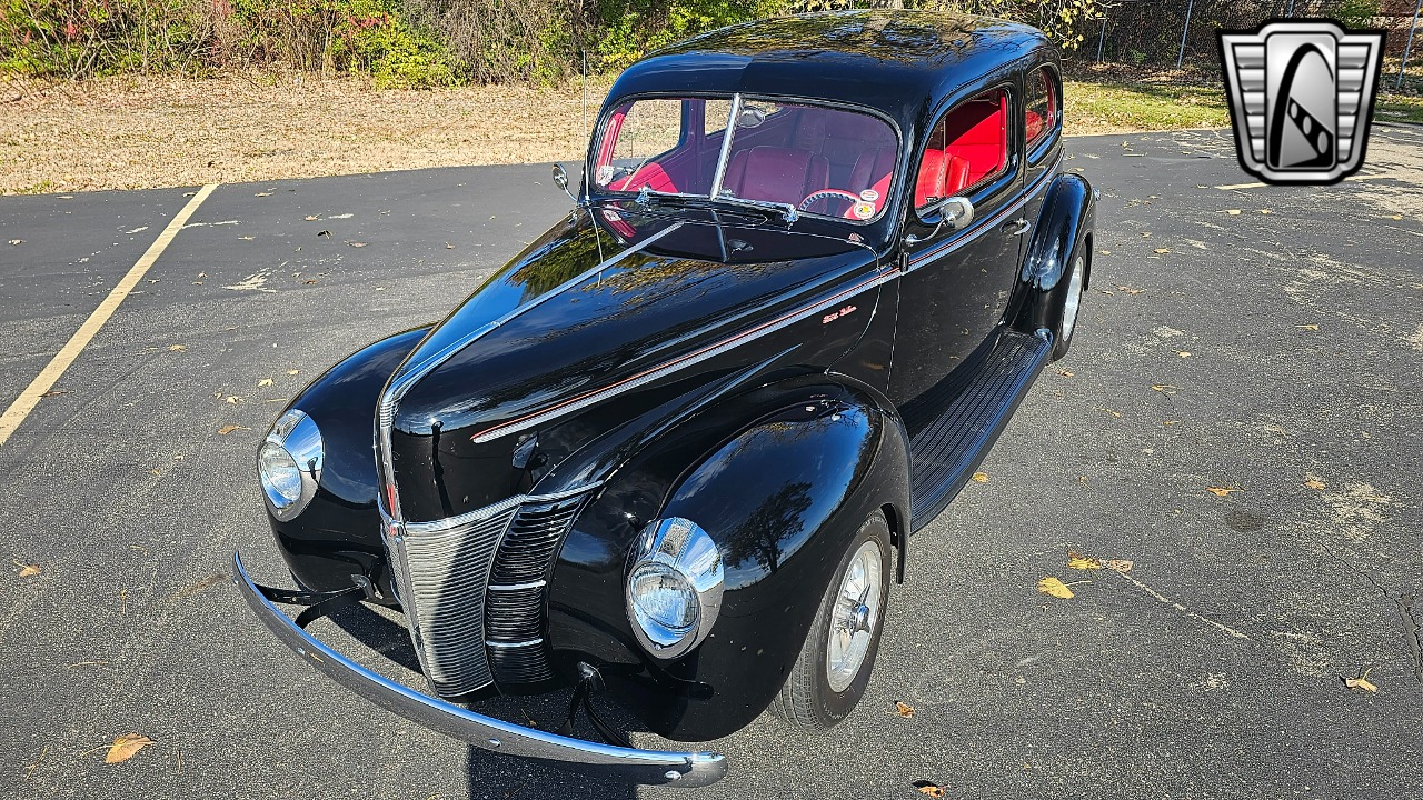 1940 Ford Tudor 26