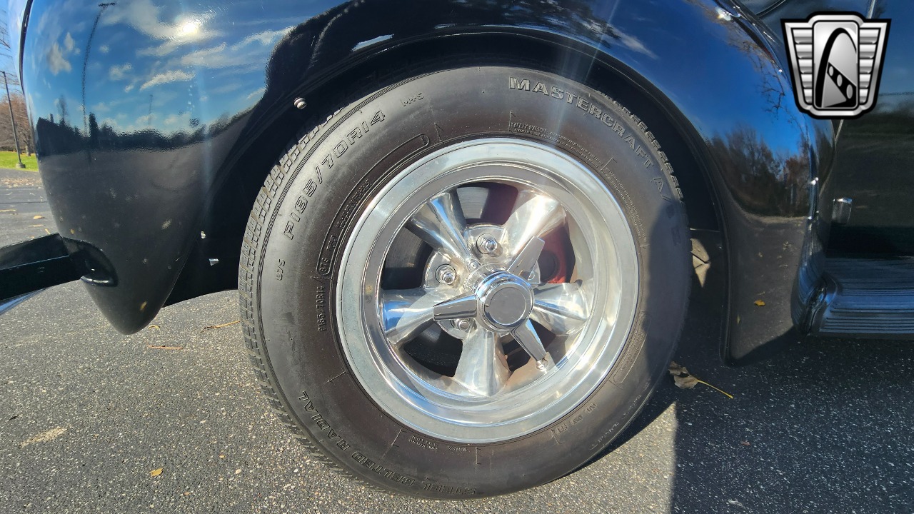 1940 Ford Tudor 48