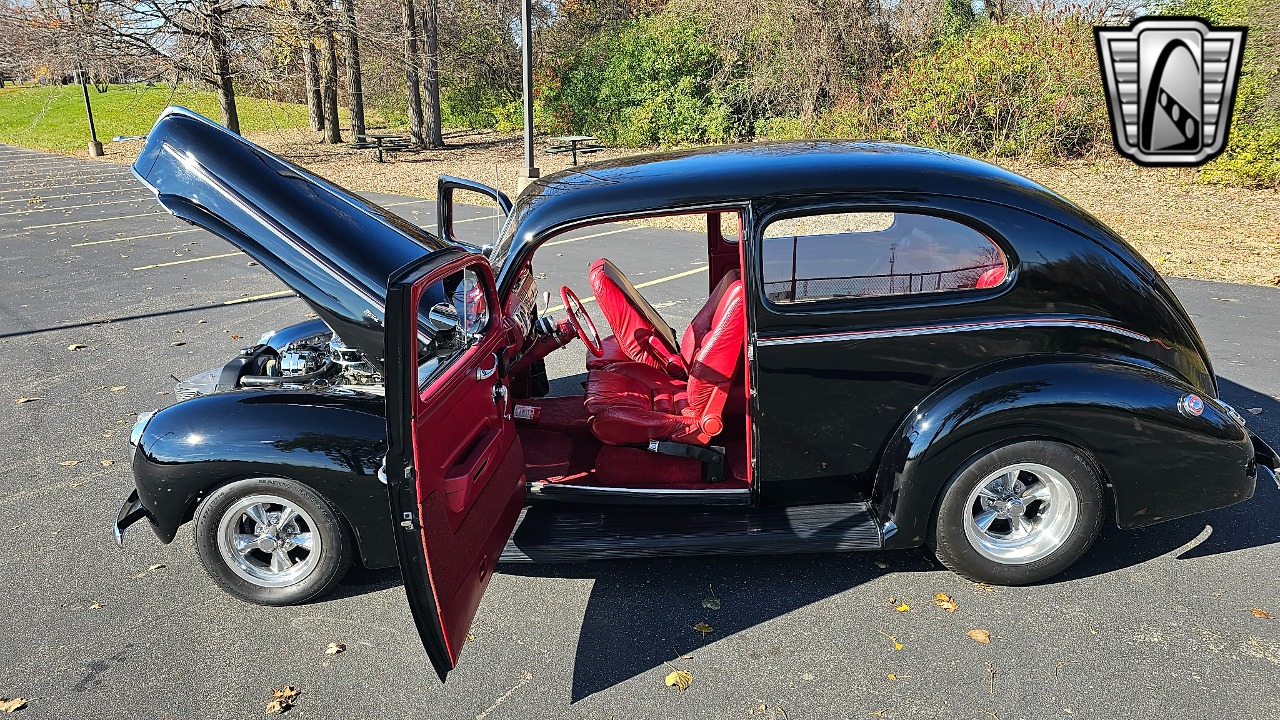 1940 Ford Tudor 72