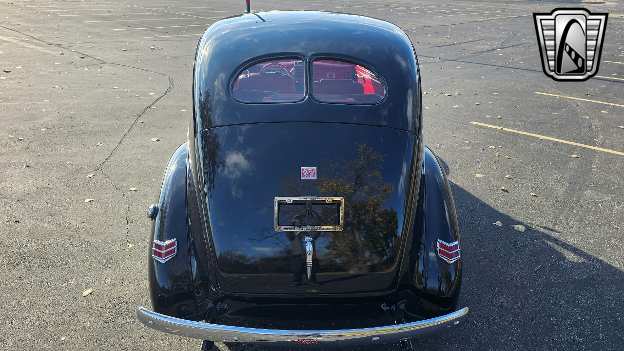 1940 Ford Tudor 4
