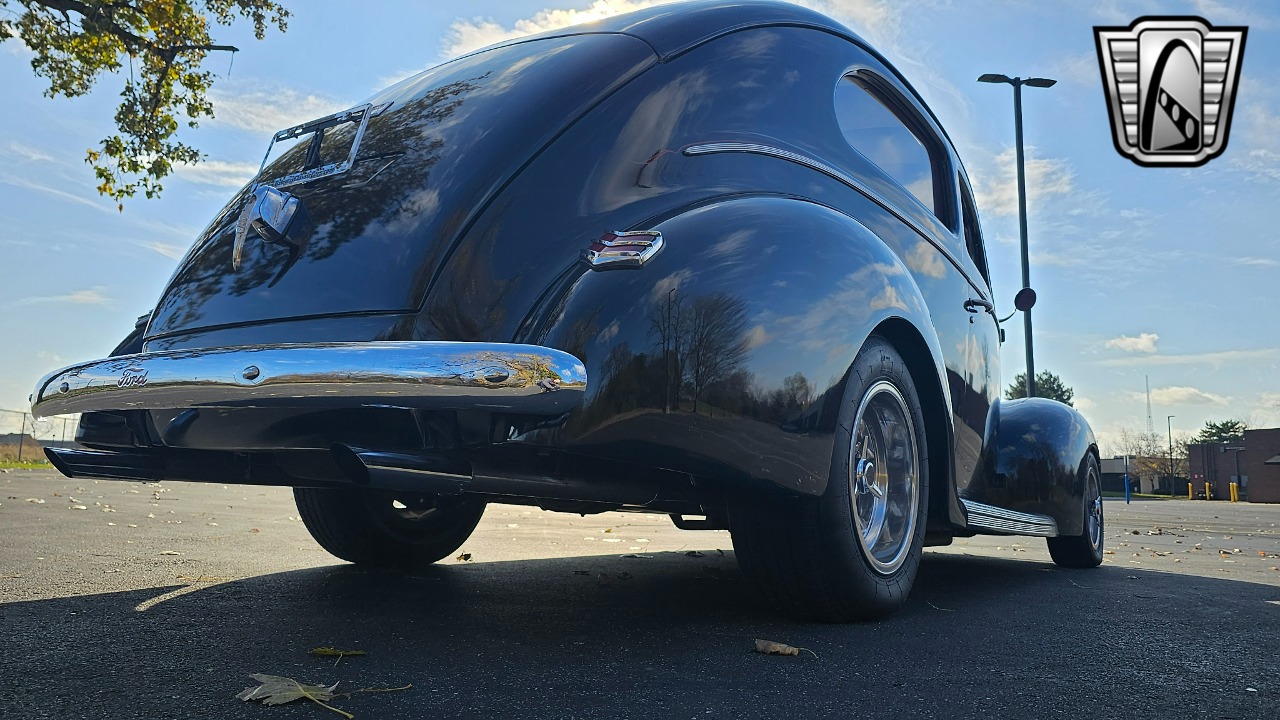 1940 Ford Tudor 5