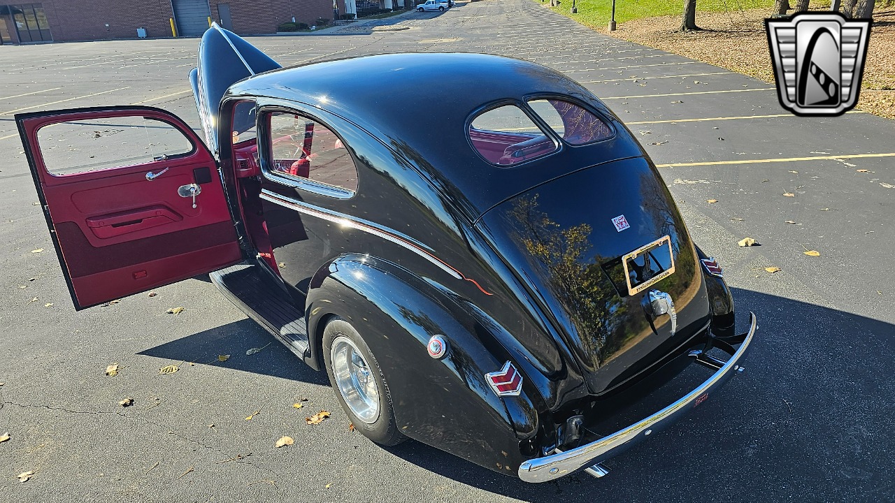 1940 Ford Tudor 75