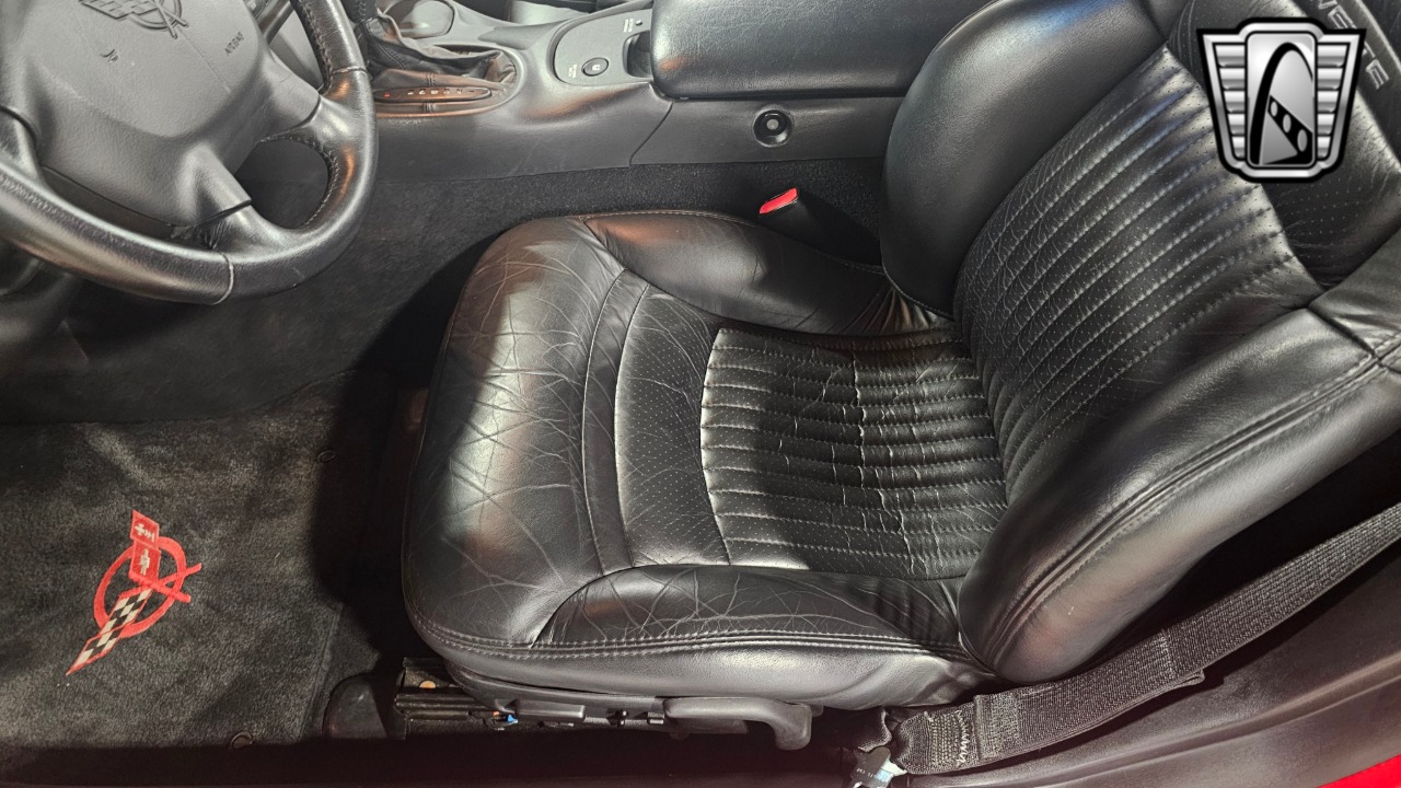 2000 Chevrolet Corvette 26