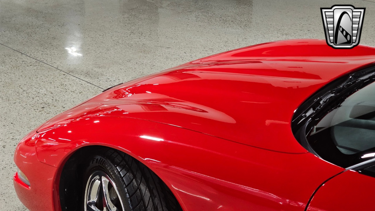 2000 Chevrolet Corvette 3