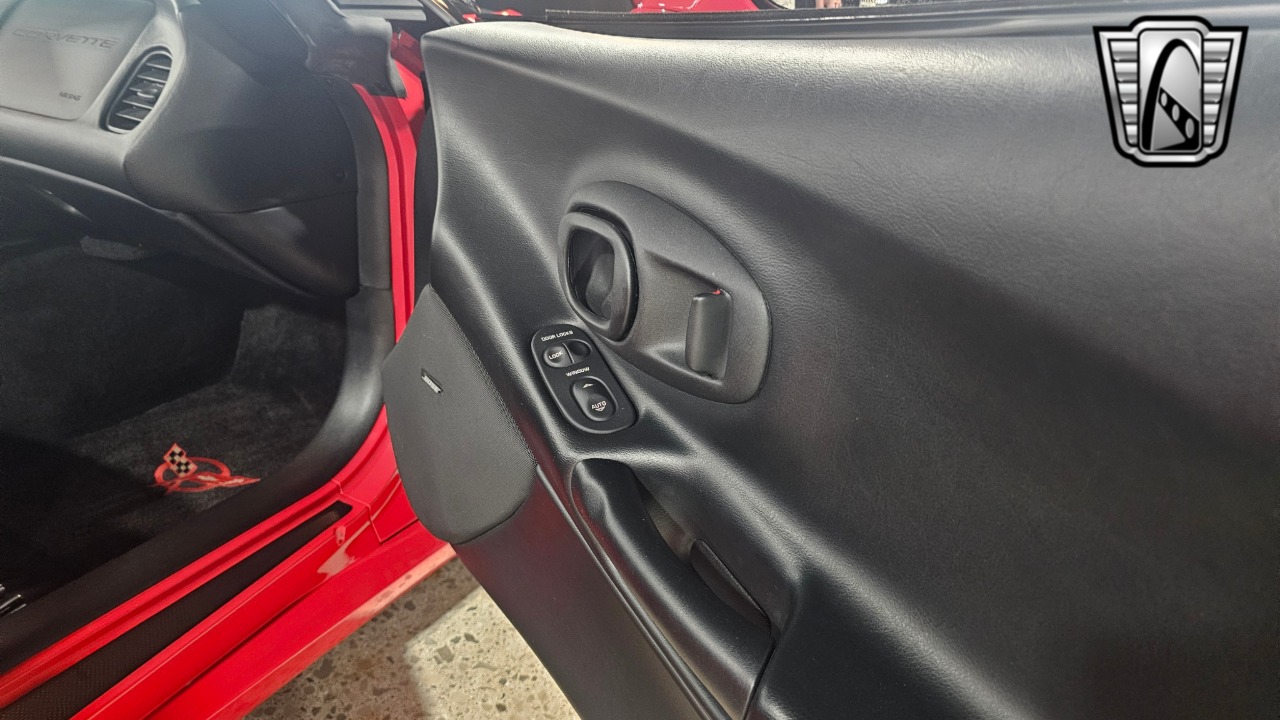 2000 Chevrolet Corvette 99