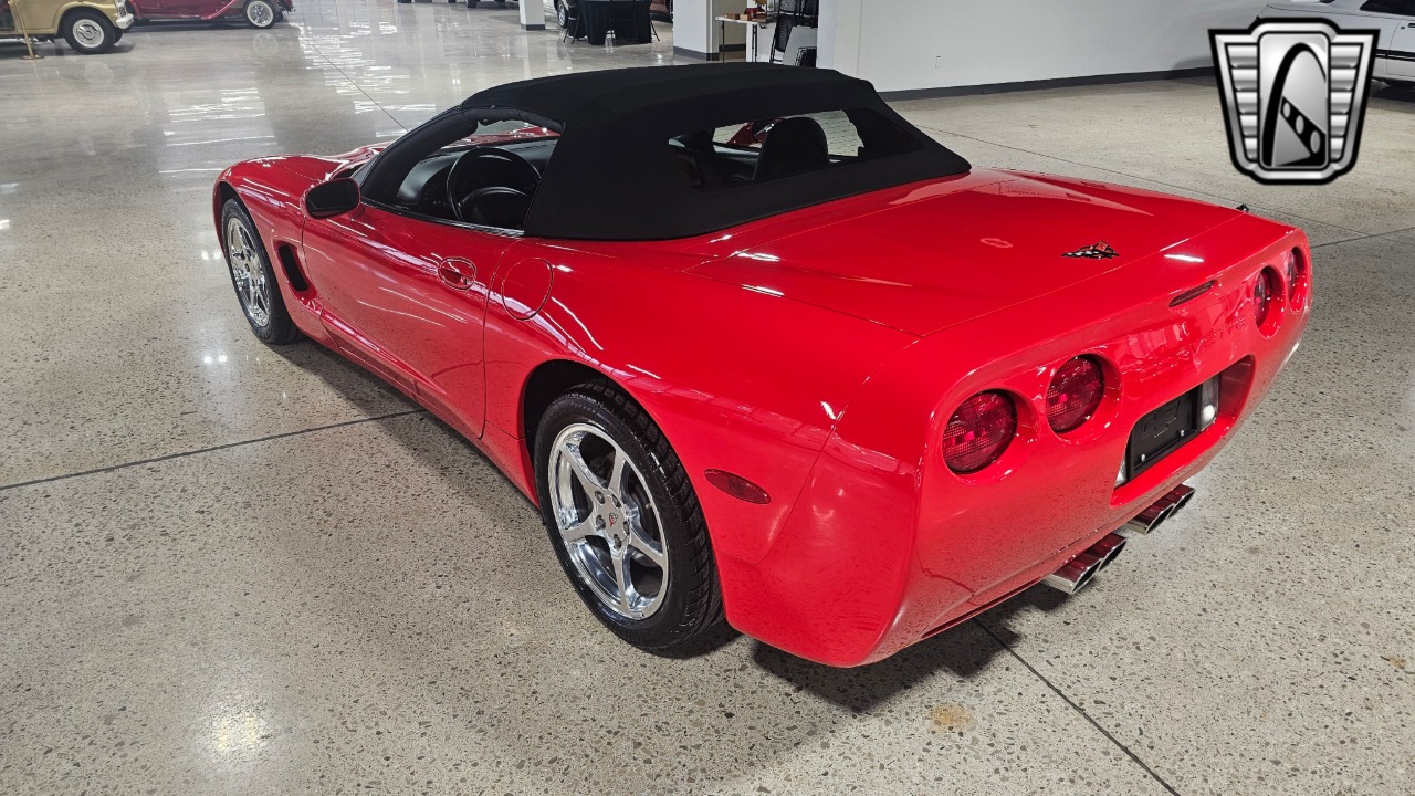 2000 Chevrolet Corvette 13