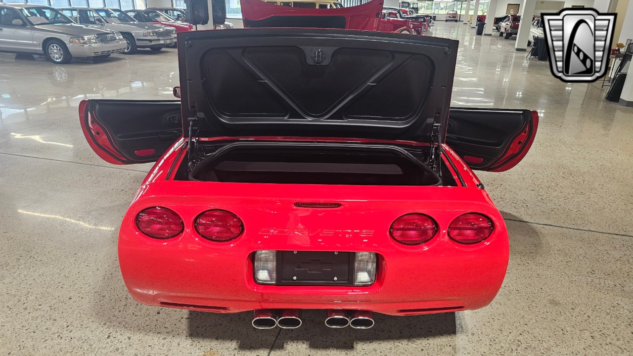 2000 Chevrolet Corvette 19