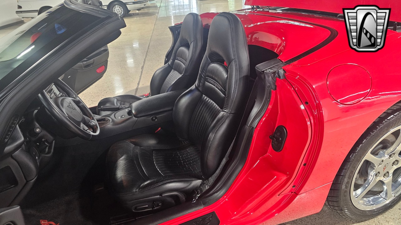 2000 Chevrolet Corvette 25