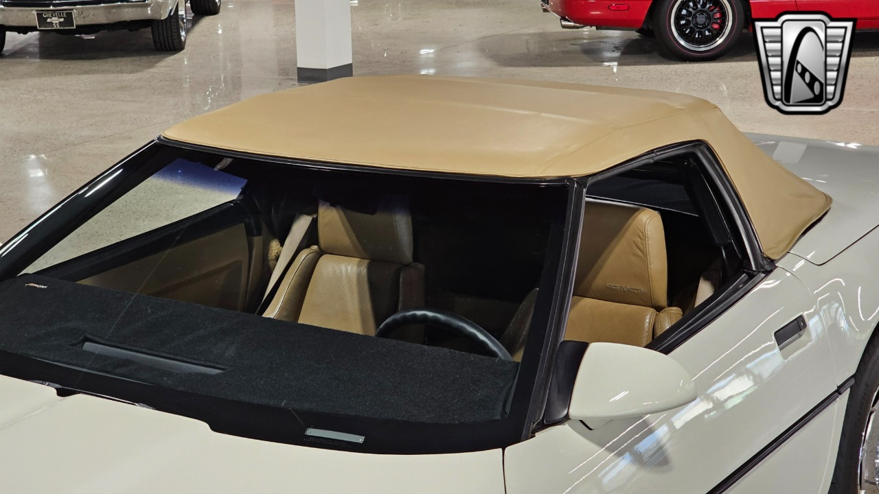 1986 Chevrolet Corvette 10