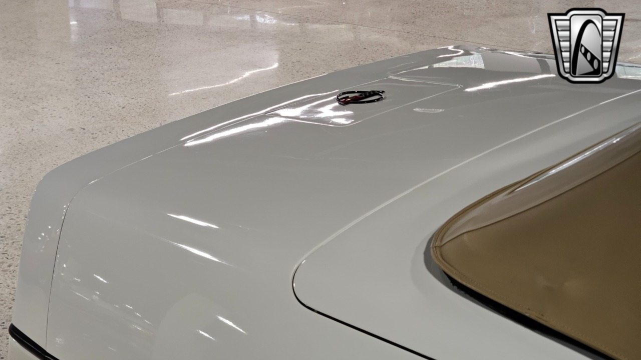 1986 Chevrolet Corvette 17