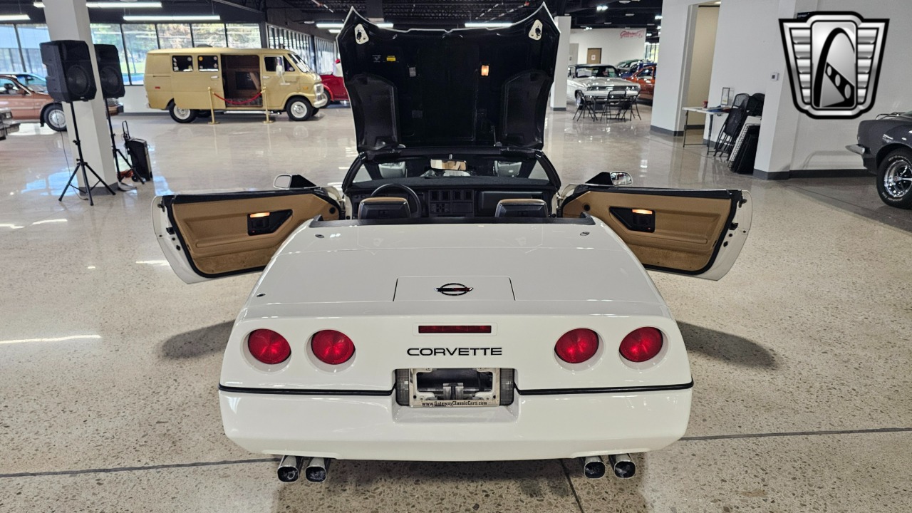 1986 Chevrolet Corvette 22