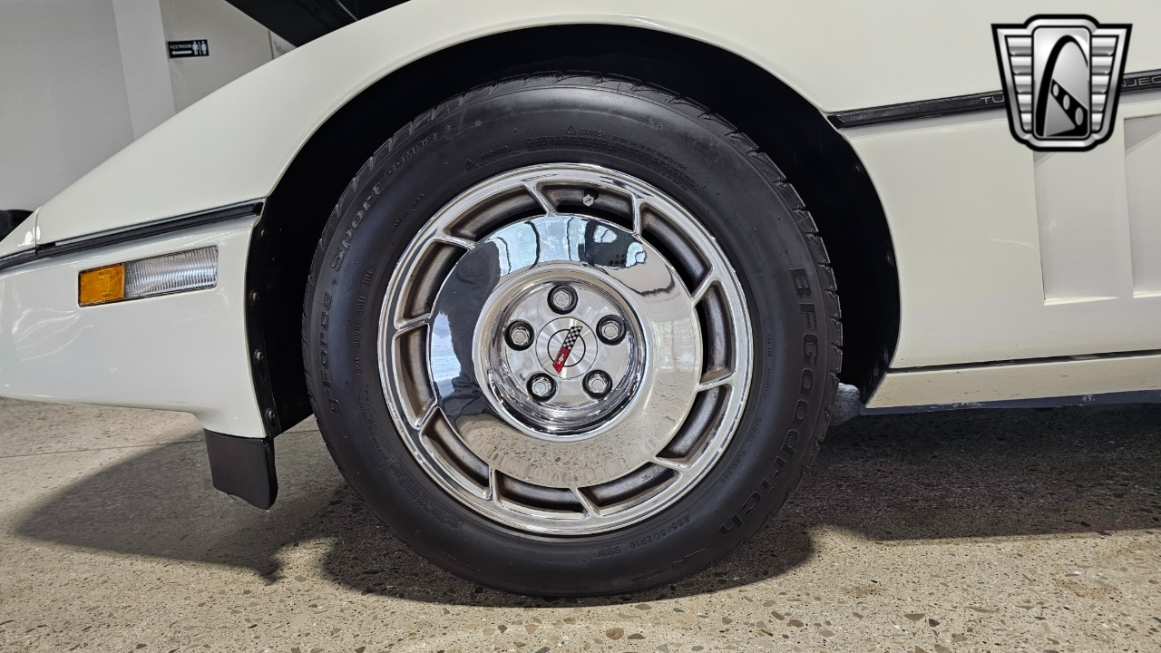 1986 Chevrolet Corvette 6