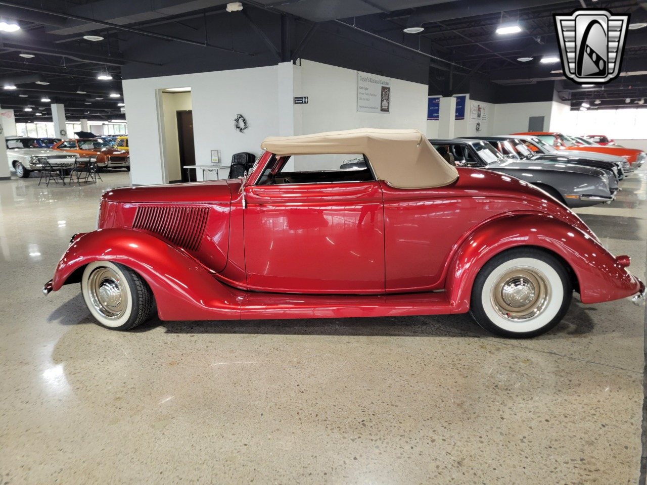 1936 Ford Cabriolet 32