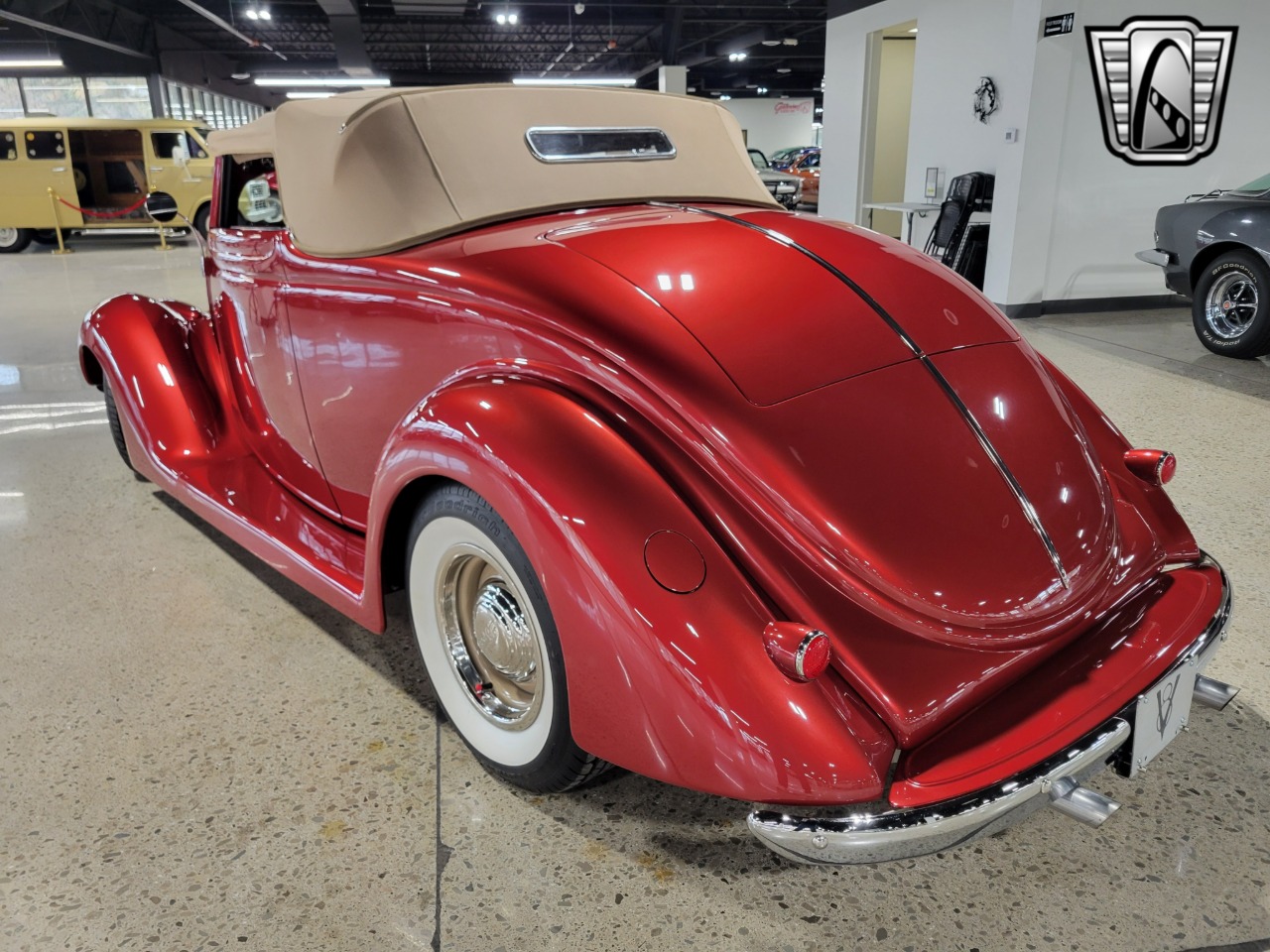 1936 Ford Cabriolet 37