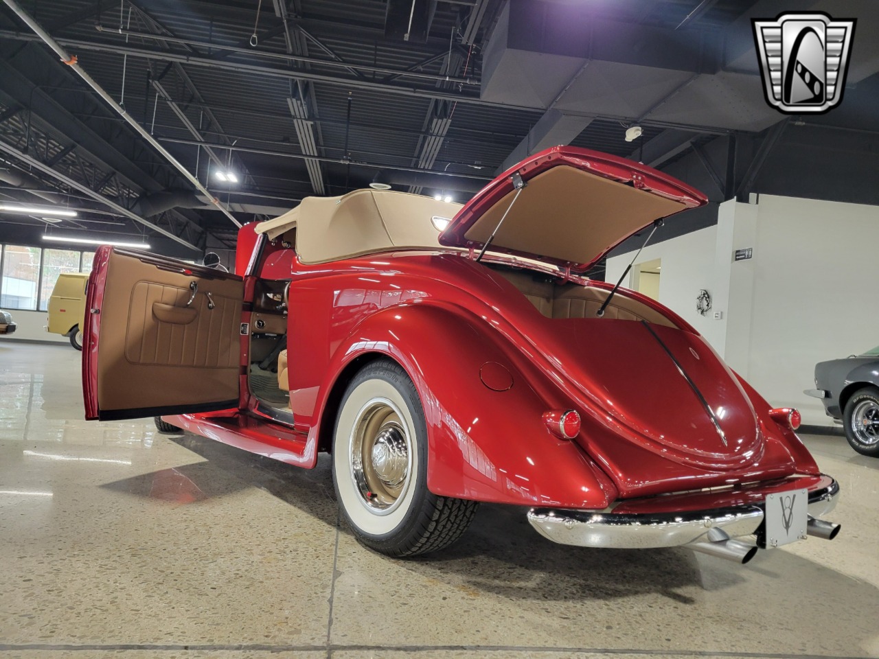 1936 Ford Cabriolet 83