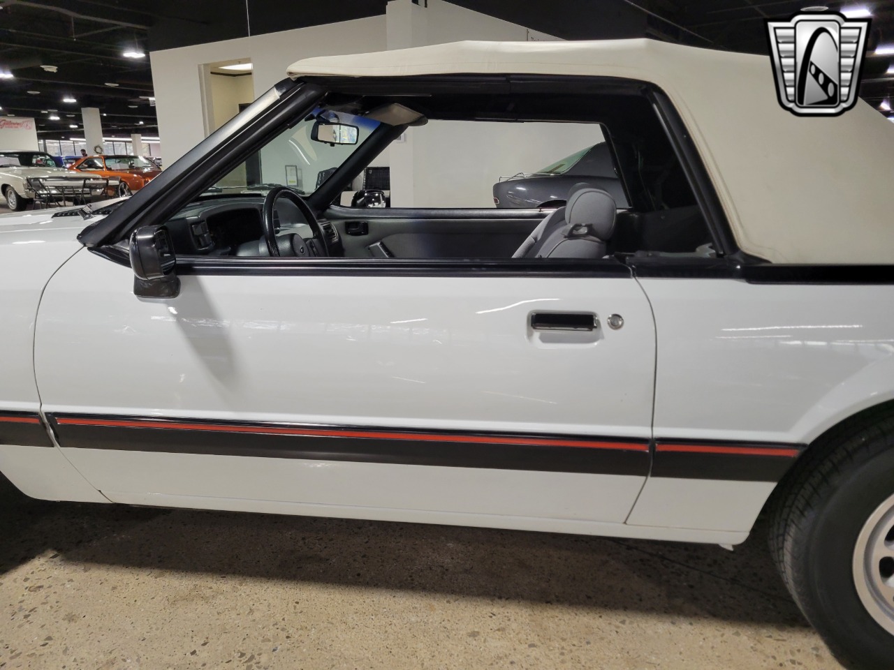 1989 Ford Mustang 37