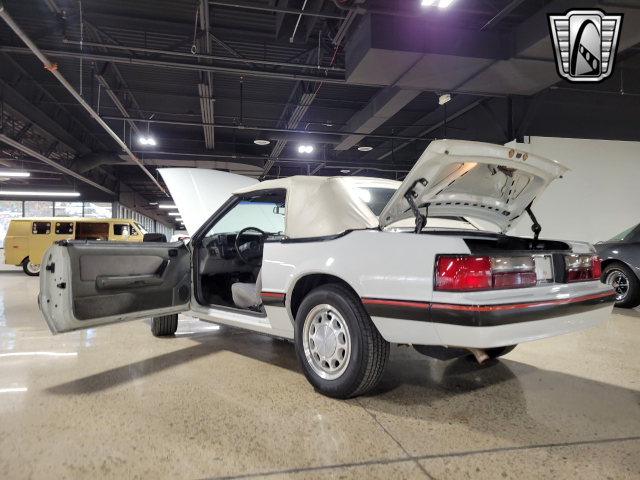 1989 Ford Mustang 85